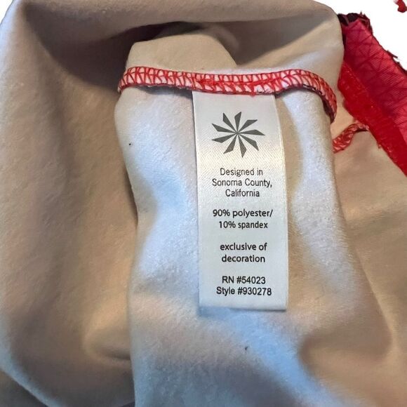 Athleta paisley print long sleeve work out shirt - Picture 5 of 9